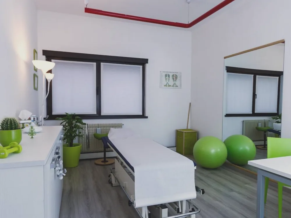 La sala visite dello studio di Trento, in via Ottaviano Rovereti